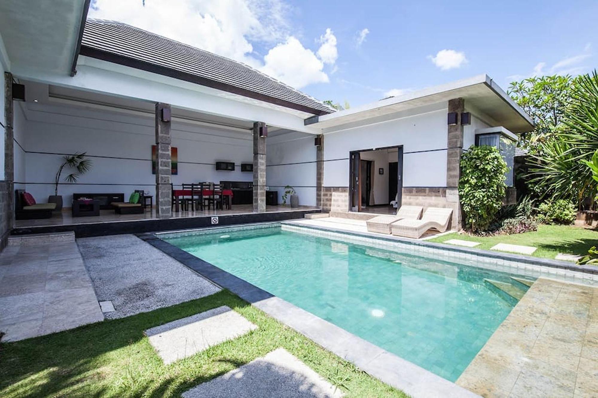 Bali Merita Villa Kerobokan Extérieur photo
